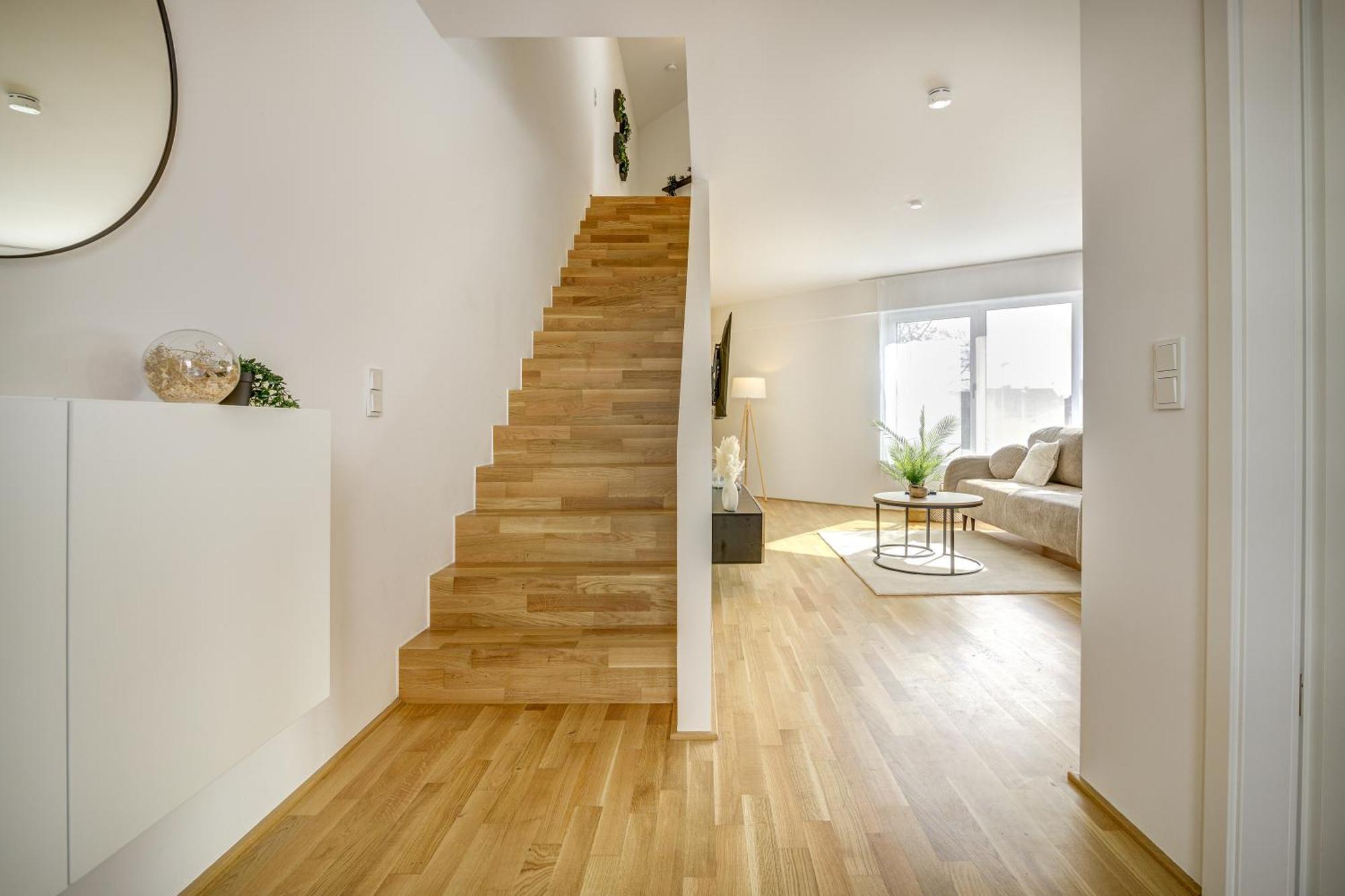 Exklusive 3-Zimmer Luxus-Maisonette In Hochheim - Naehe Frankfurt Flughafen, Wiesbaden Und Mainz Hochheim am Main Buitenkant foto