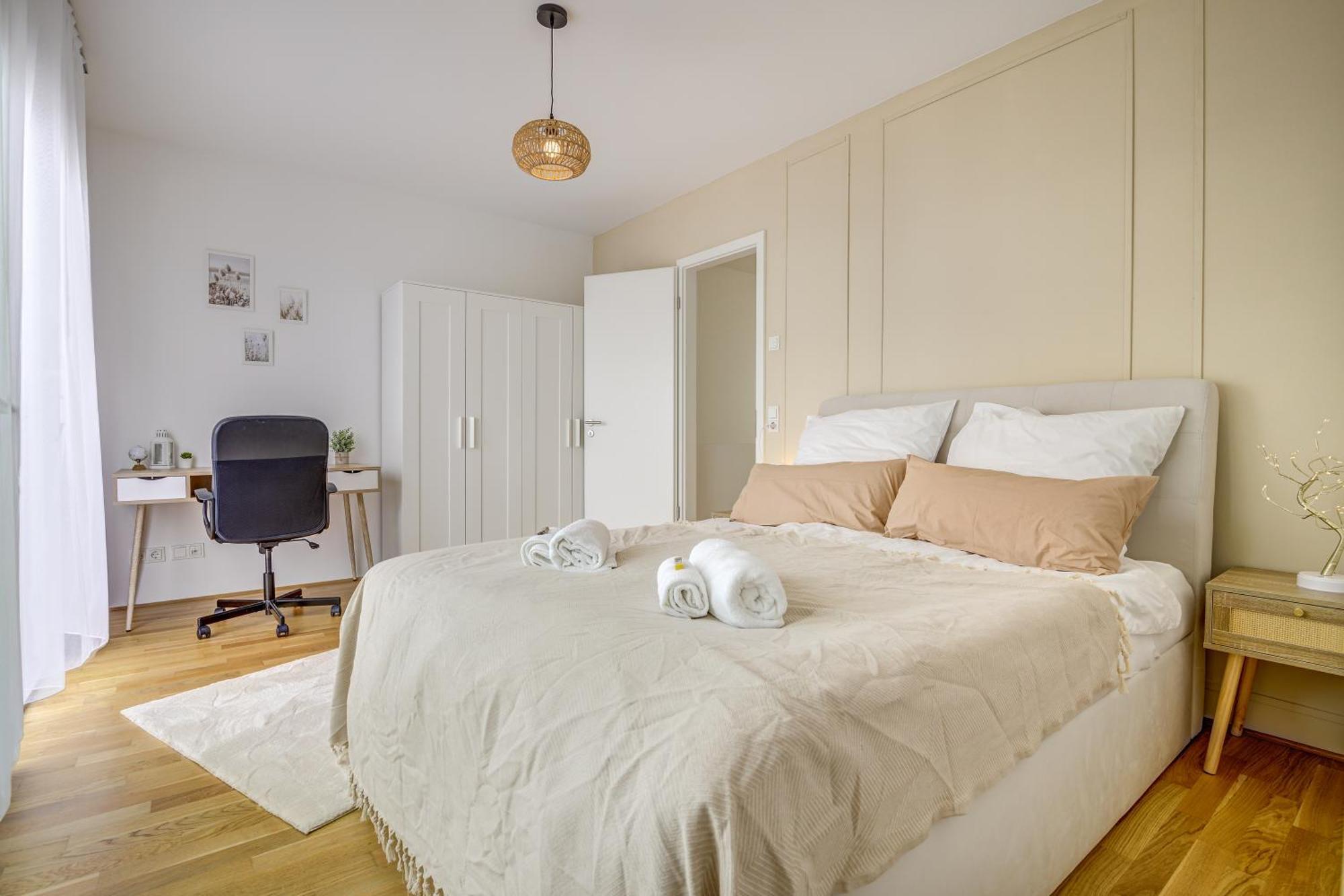 Exklusive 3-Zimmer Luxus-Maisonette In Hochheim - Naehe Frankfurt Flughafen, Wiesbaden Und Mainz Hochheim am Main Buitenkant foto
